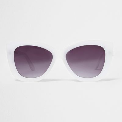 White smoke lens cat eye sunglasses